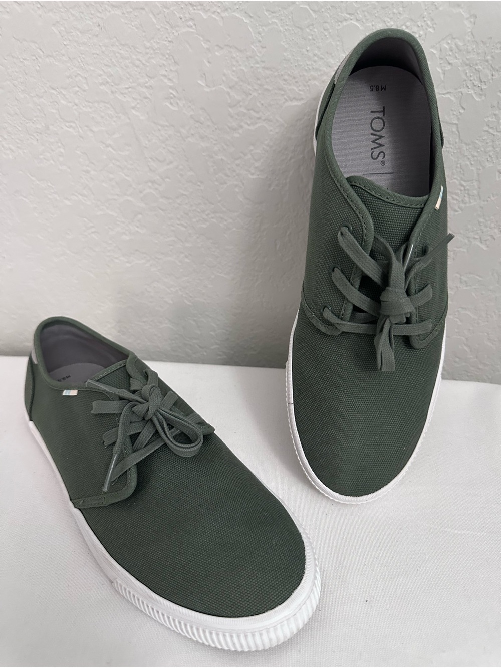 TOMS Men's Carlo Lace-Up Sneakers Size 8.5 Olive Green